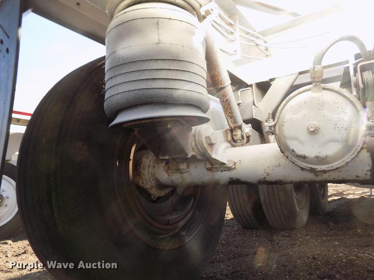 image for item DD2908 1999 Road Master G440 bottom dump trailer