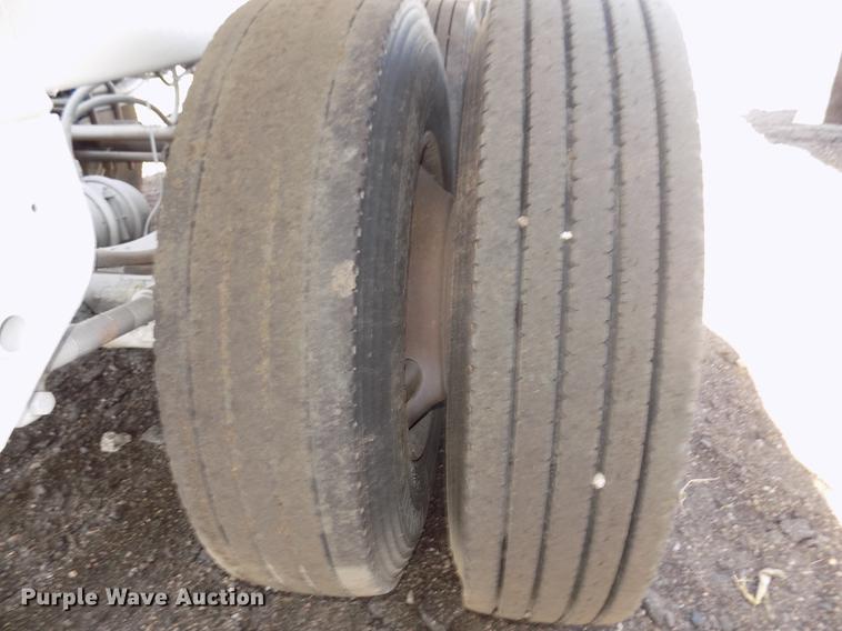 image for item DD2908 1999 Road Master G440 bottom dump trailer