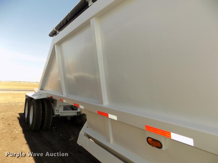 image for item DD2909 2000 Red River BD237 bottom dump trailer