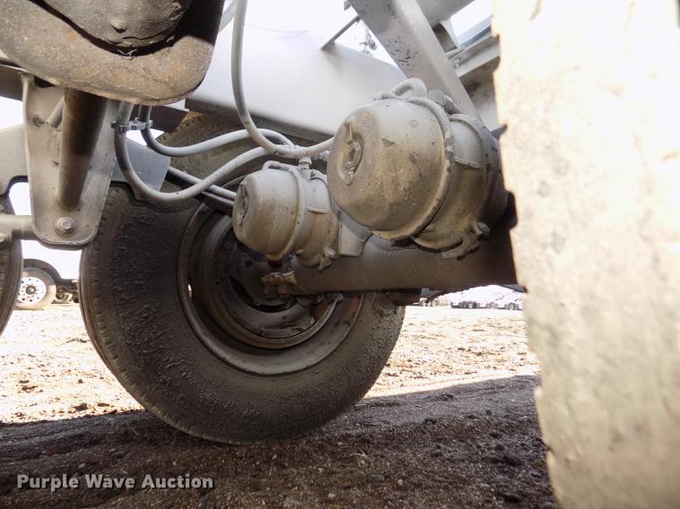 image for item DD2909 2000 Red River BD237 bottom dump trailer