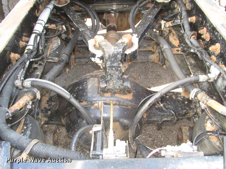 image for item DD2910 1999 Kenworth T800 semi truck