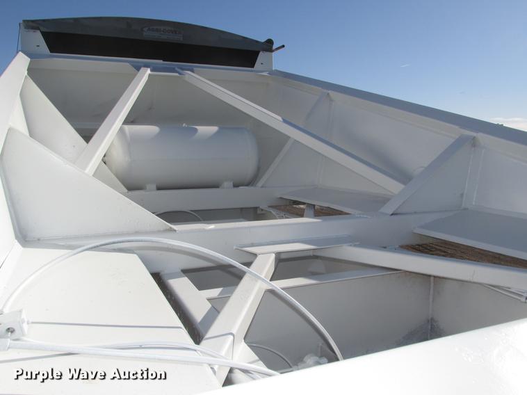 image for item DD2911 1999 Roadmaster G440 bottom dump trailer