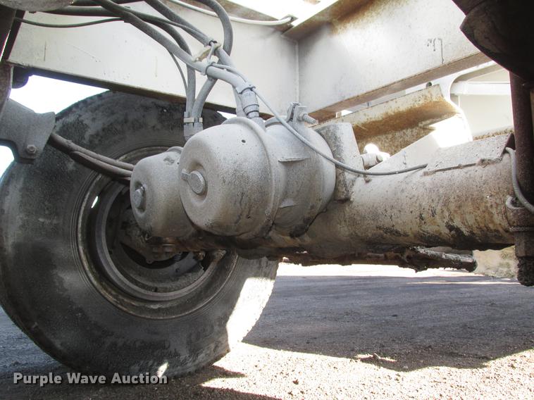 image for item DD2911 1999 Roadmaster G440 bottom dump trailer