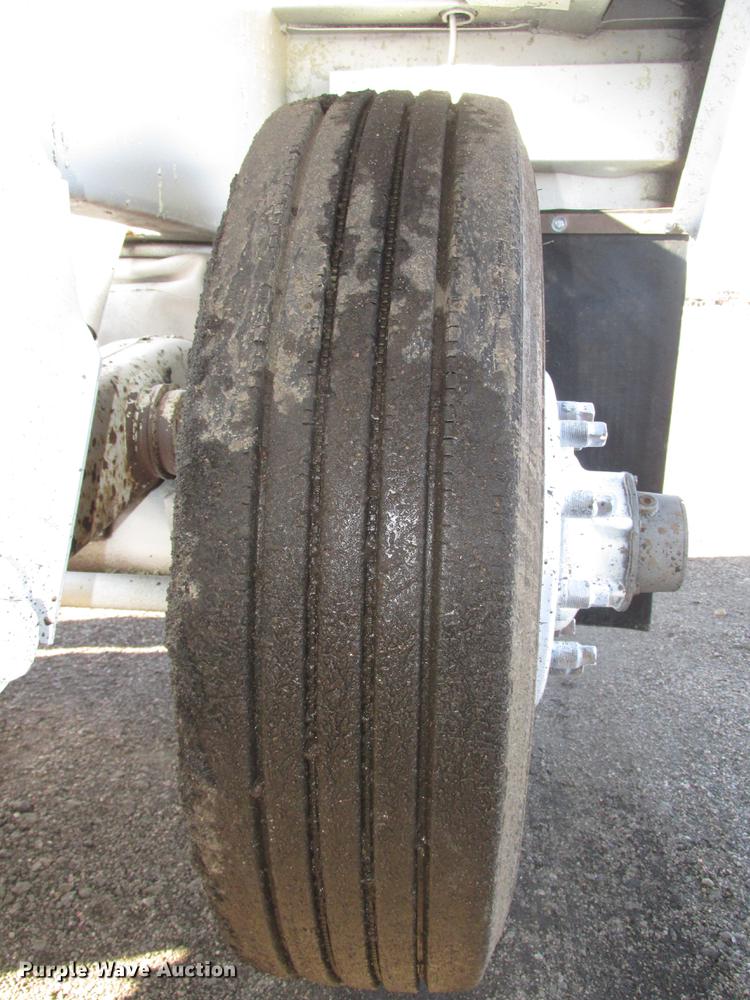 image for item DD2911 1999 Roadmaster G440 bottom dump trailer