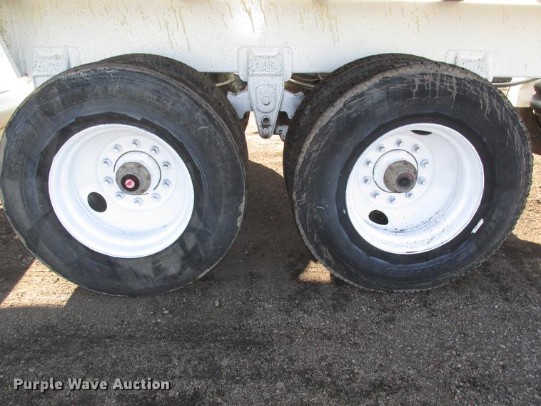 image for item DD2911 1999 Roadmaster G440 bottom dump trailer