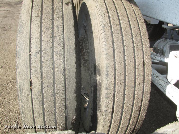 image for item DD2911 1999 Roadmaster G440 bottom dump trailer