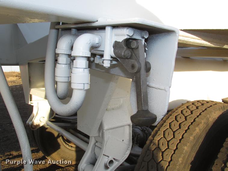 image for item DD2916 1999 Roadmaster G440 bottom dump trailer