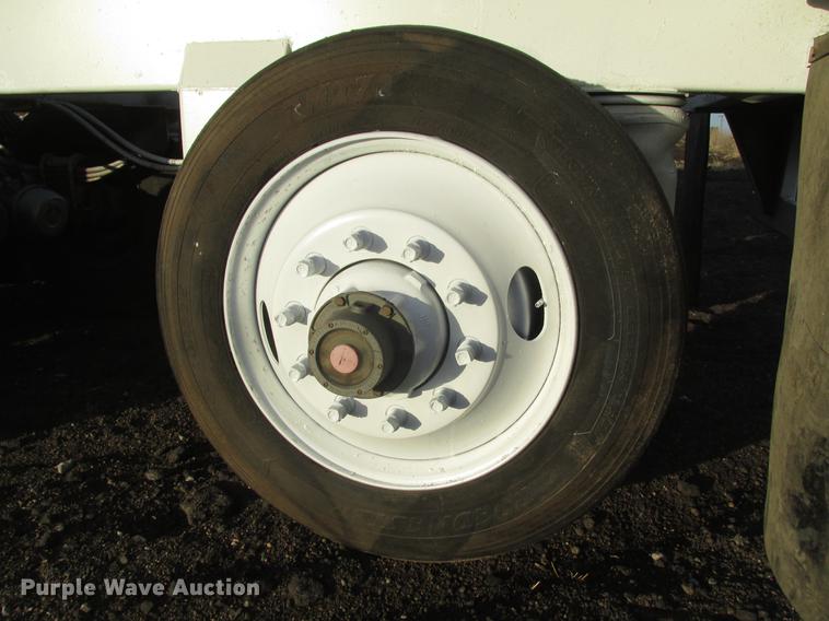 image for item DD2916 1999 Roadmaster G440 bottom dump trailer