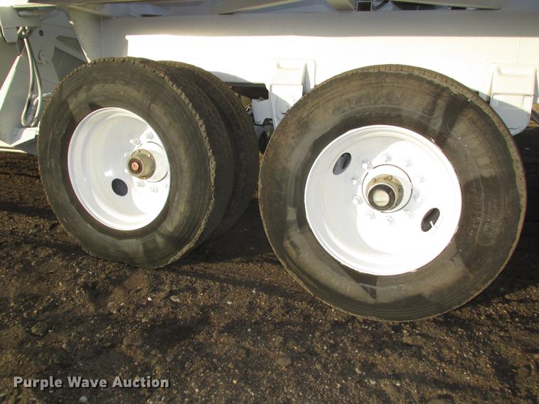 image for item DD2916 1999 Roadmaster G440 bottom dump trailer