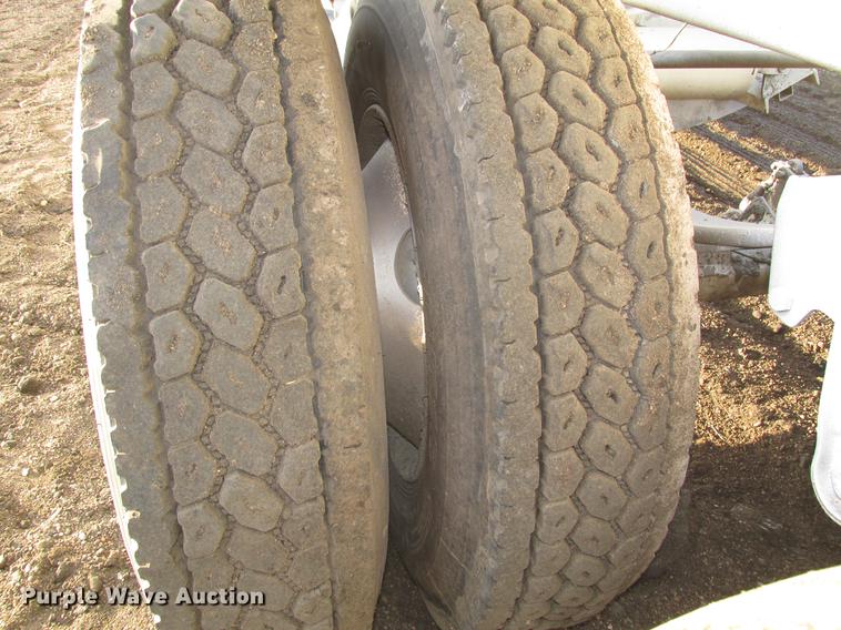 image for item DD2916 1999 Roadmaster G440 bottom dump trailer