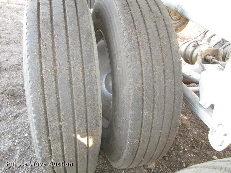 image for item DD2916 1999 Roadmaster G440 bottom dump trailer