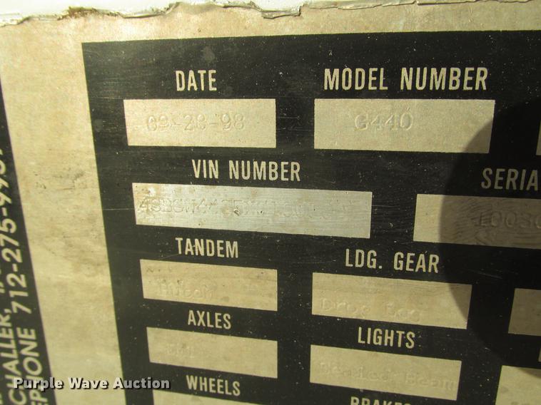 image for item DD2916 1999 Roadmaster G440 bottom dump trailer