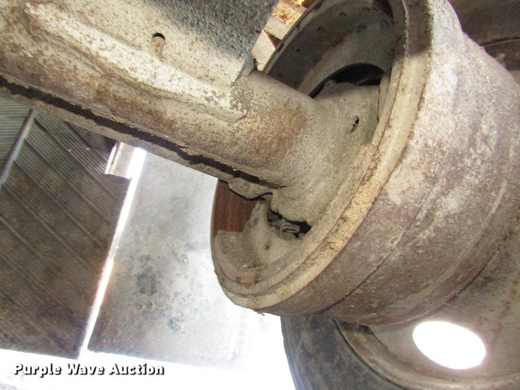 image for item DD2923 2013 Wilkens 0K2036BCFSTT walking floor trailer