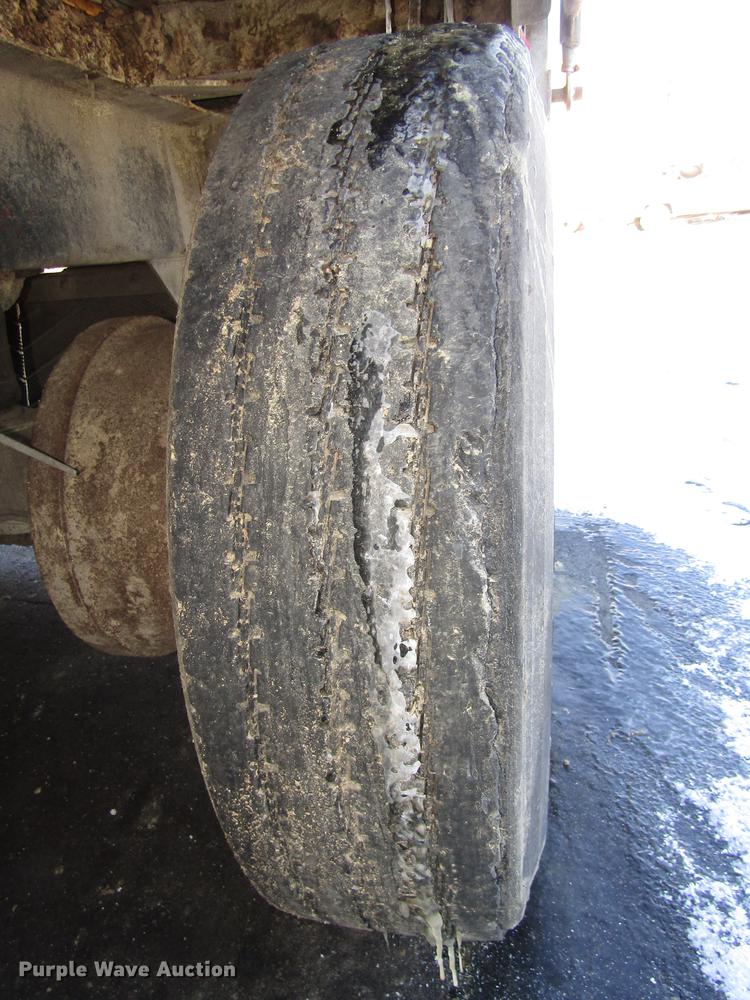 image for item DD2923 2013 Wilkens 0K2036BCFSTT walking floor trailer