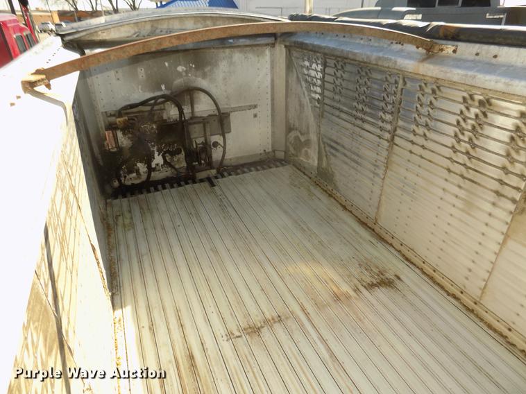 image for item DD2923 2013 Wilkens 0K2036BCFSTT walking floor trailer