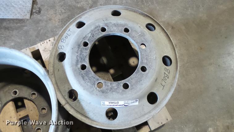 image for item DT9464 (2) 22.5" aluminum eight bolt wheels