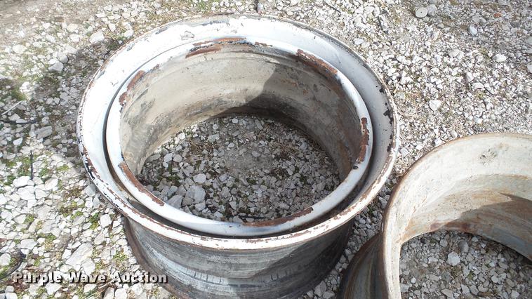 image for item DT9469 (2) Dayton Super Single 22.5" x 14" wheels