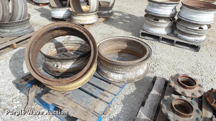 image for item DT9471 (3) Dayton 24.5" wheels