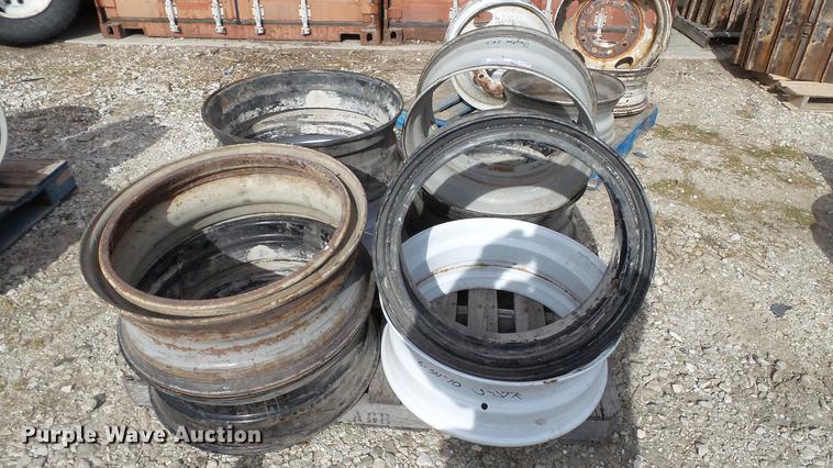 image for item DT9474 (8) Dayton 24.5" wheels