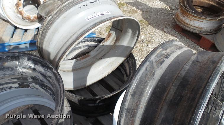 image for item DT9474 (8) Dayton 24.5" wheels
