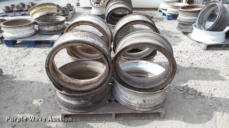 image for item DT9477 (8) Dayton 24.5" wheels