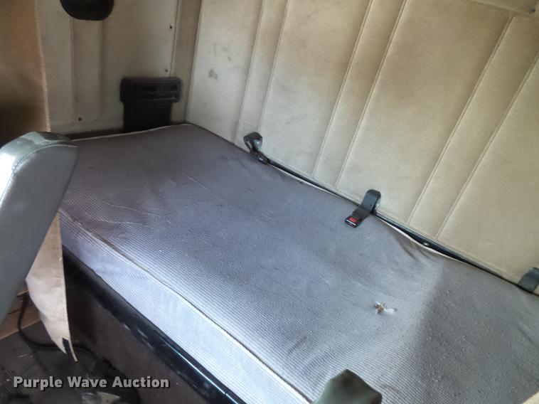 image for item EA9689 1995 Freightliner FLD semi truck