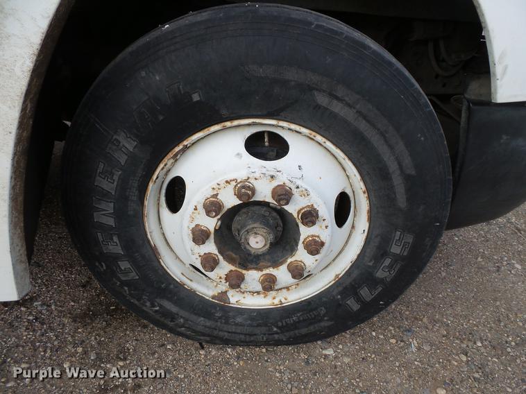 image for item EA9689 1995 Freightliner FLD semi truck