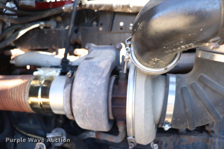 image for item EC9402 1999 Kenworth T600B semi truck