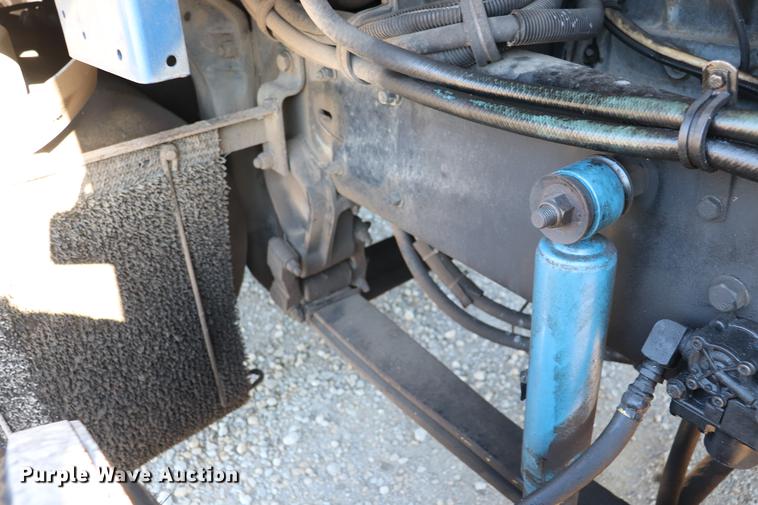 image for item EC9402 1999 Kenworth T600B semi truck