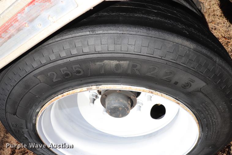 image for item EC9403 2008 Fontaine 1DFT-8-8048WSAWK drop deck trailer