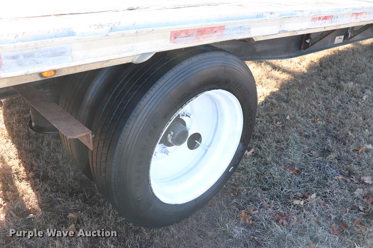 image for item EC9403 2008 Fontaine 1DFT-8-8048WSAWK drop deck trailer