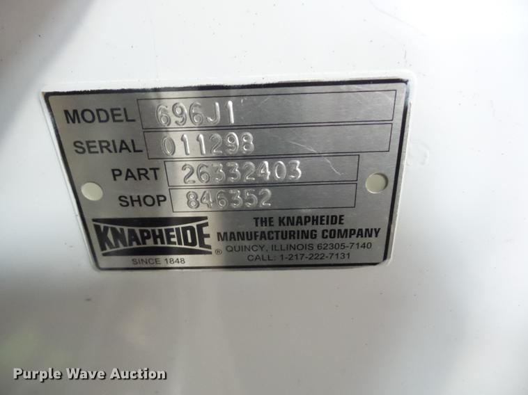 image for item AY9607 2003 Ford F250 Super Duty utility bed pickup truck