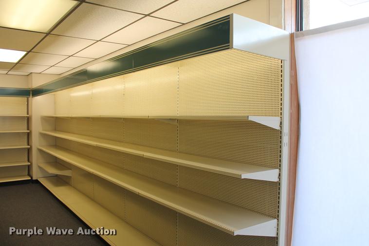 image for item DB5118 Gondola style retail display shelving