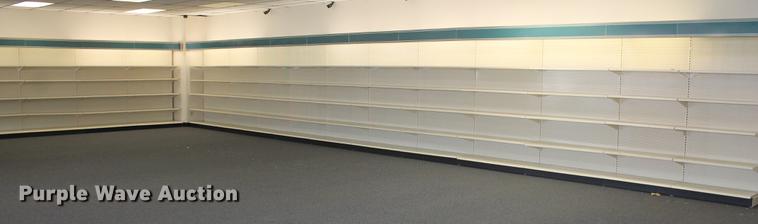 image for item DB5118 Gondola style retail display shelving