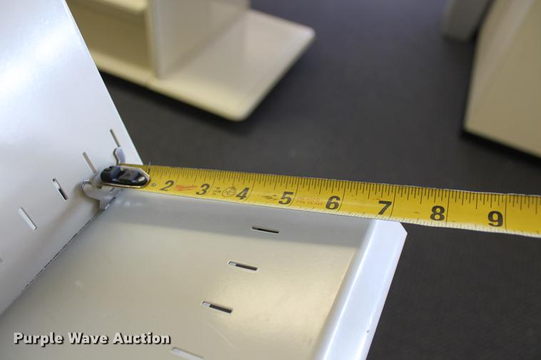 image for item DB5118 Gondola style retail display shelving