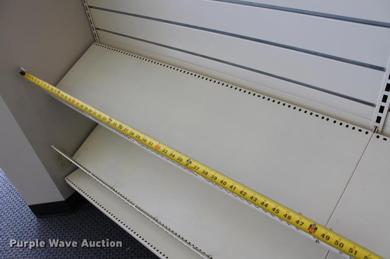 image for item DB5118 Gondola style retail display shelving