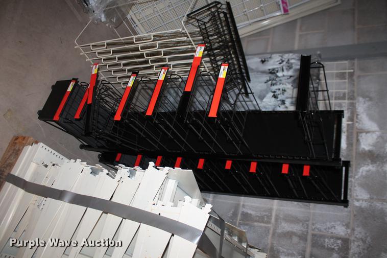 image for item DB5118 Gondola style retail display shelving