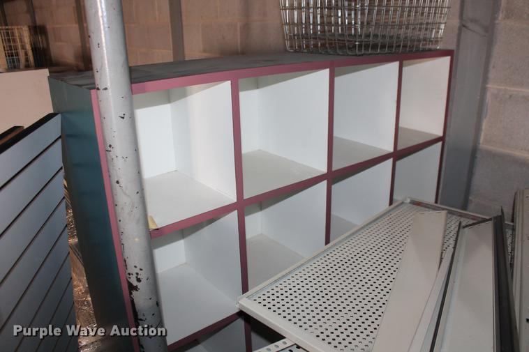 image for item DB5118 Gondola style retail display shelving