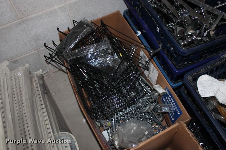 image for item DB5118 Gondola style retail display shelving