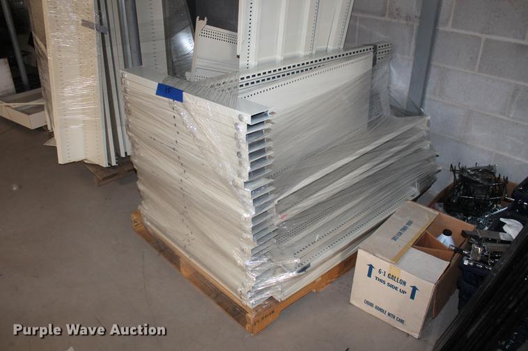 image for item DB5118 Gondola style retail display shelving