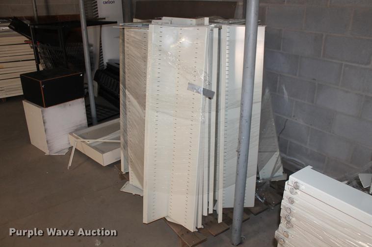 image for item DB5118 Gondola style retail display shelving