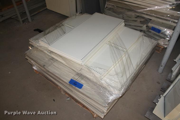 image for item DB5118 Gondola style retail display shelving