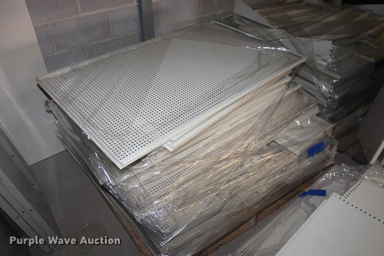 image for item DB5118 Gondola style retail display shelving