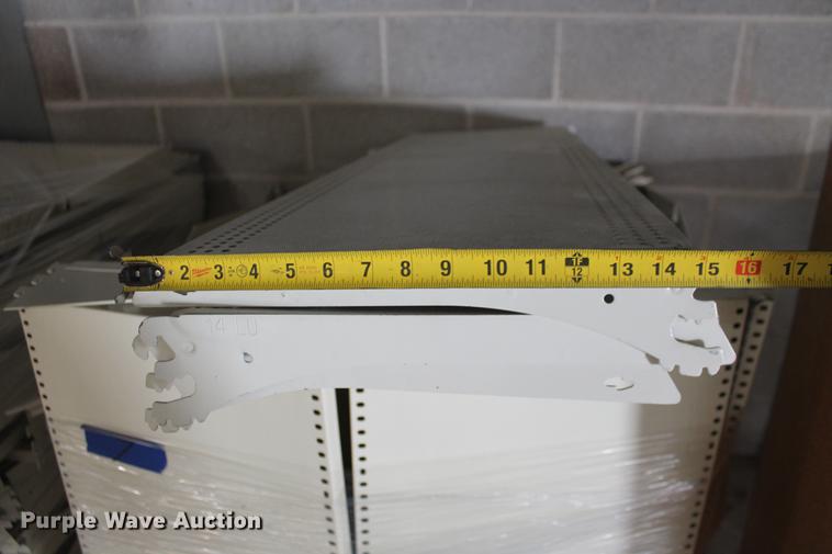 image for item DB5118 Gondola style retail display shelving