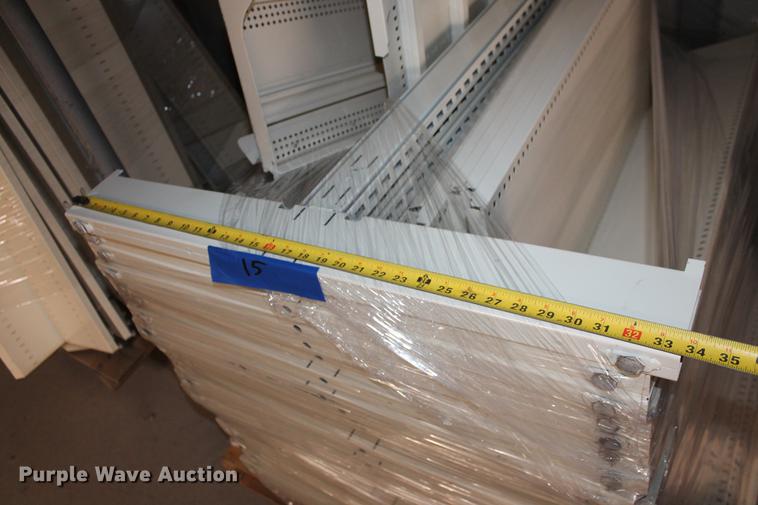 image for item DB5118 Gondola style retail display shelving