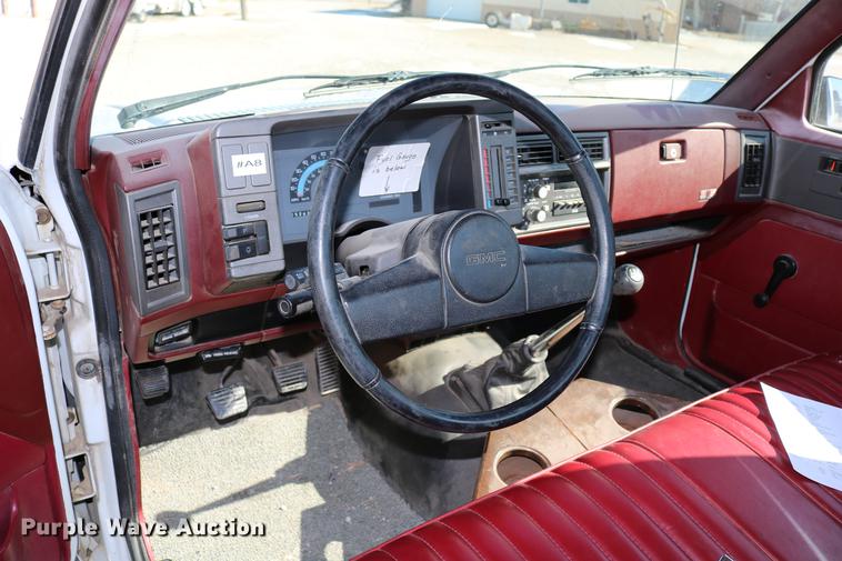 image for item DB6581 1988 GMC S15 pickup truck