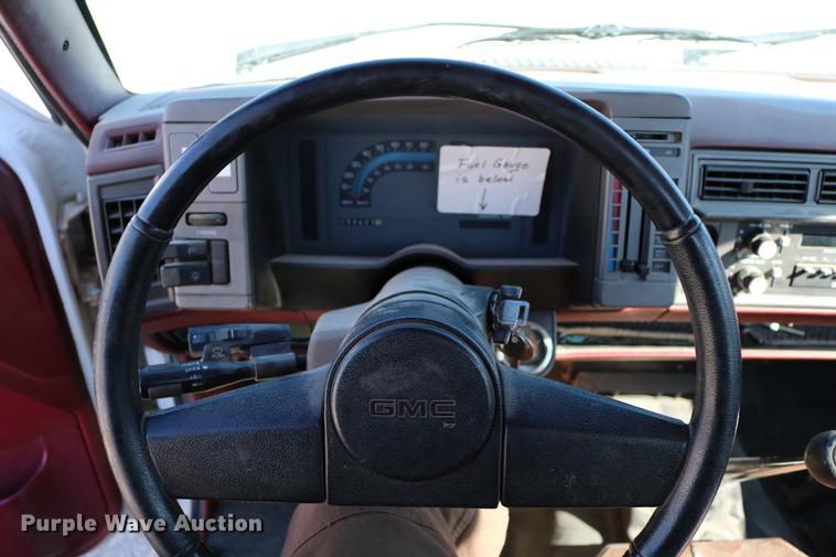 image for item DB6581 1988 GMC S15 pickup truck
