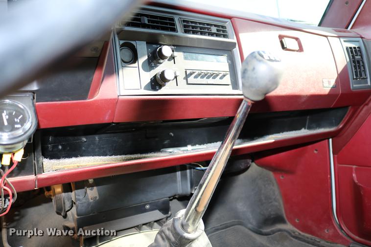 image for item DB6581 1988 GMC S15 pickup truck