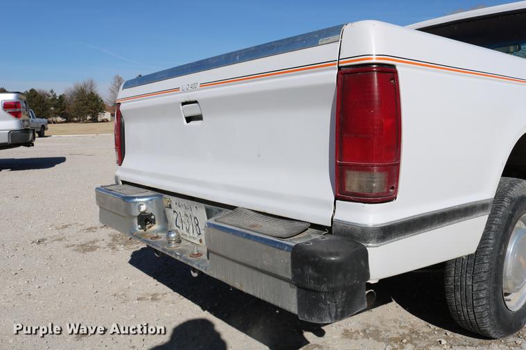 image for item DB6581 1988 GMC S15 pickup truck