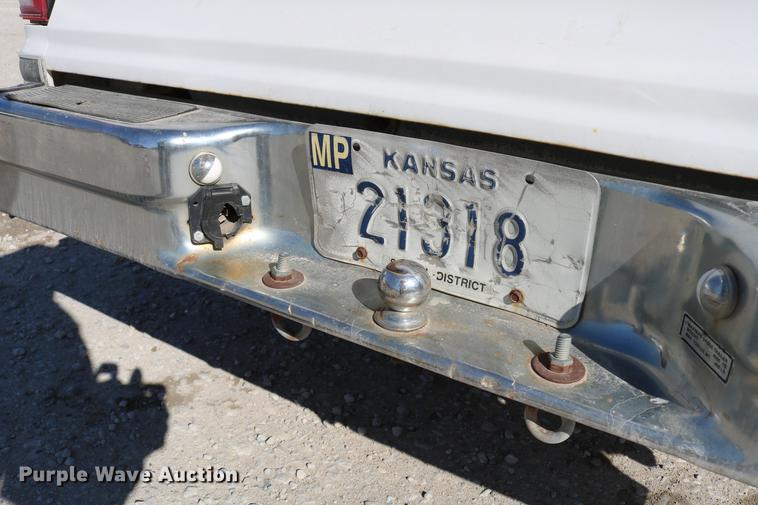 image for item DB6581 1988 GMC S15 pickup truck